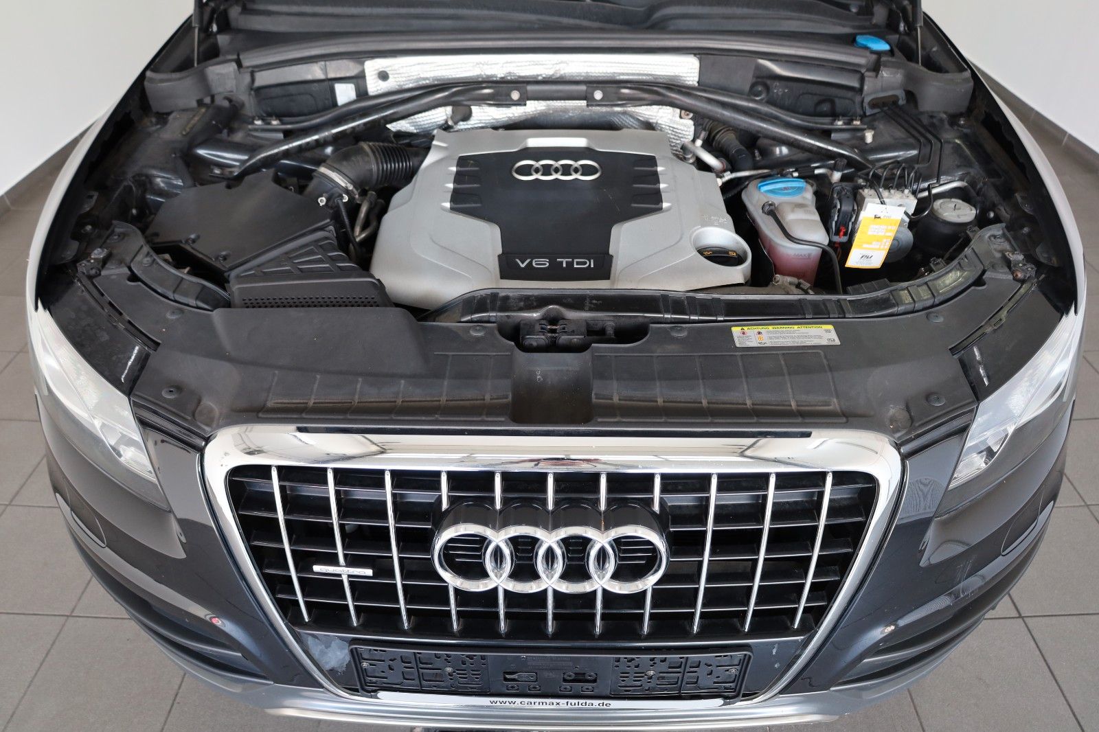 Fahrzeugabbildung Audi Q5 3.0 TDI  quattro,Navi,SH,Xenon,B&O,8xAluräder