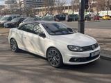 Volkswagen Eos 2.0 TSI DSG Exclusive Exclusive - Volkswagen Eos mit Benzin-Antrieb: Automatik
