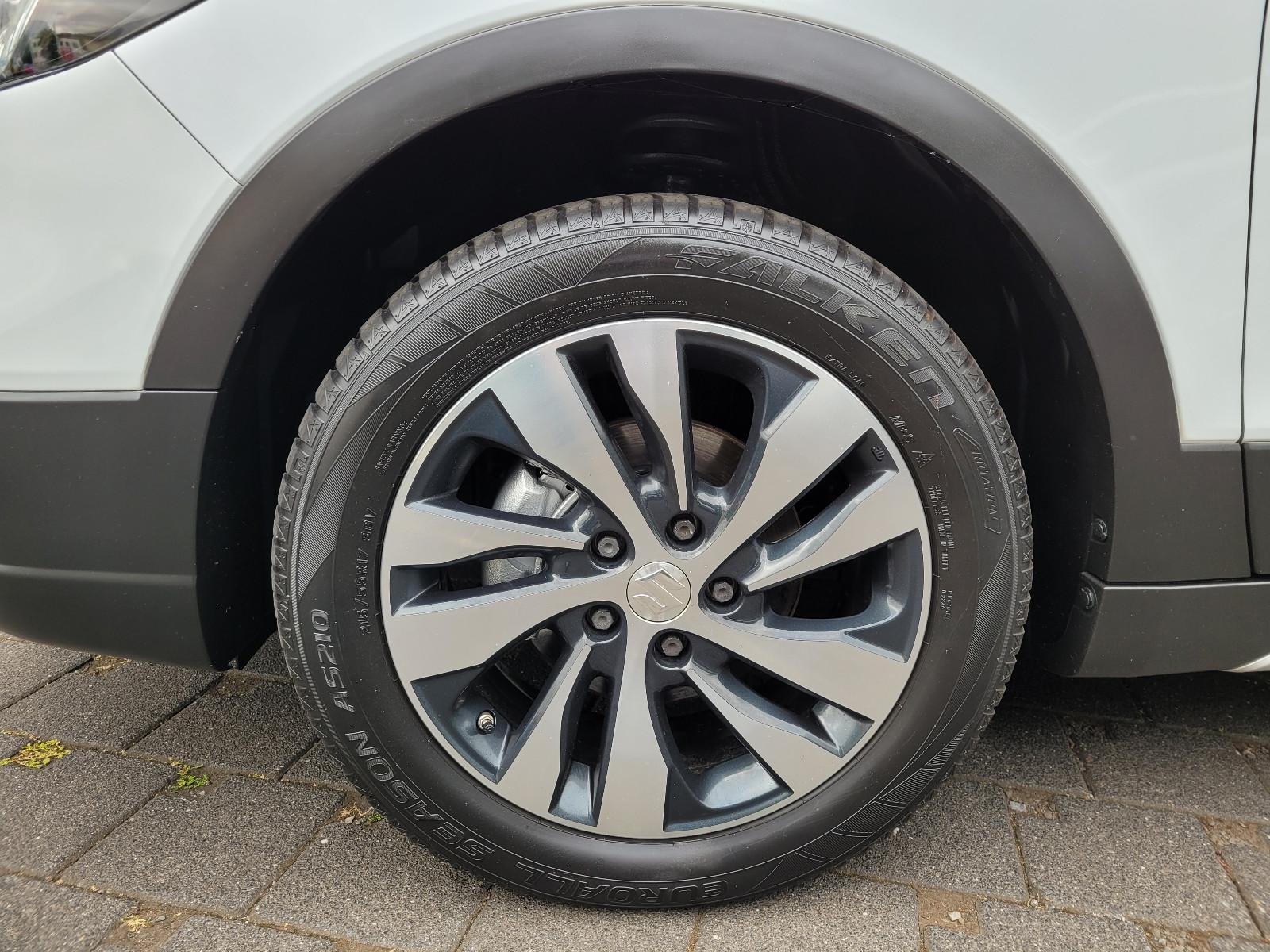 Suzuki (SX4) S-Cross