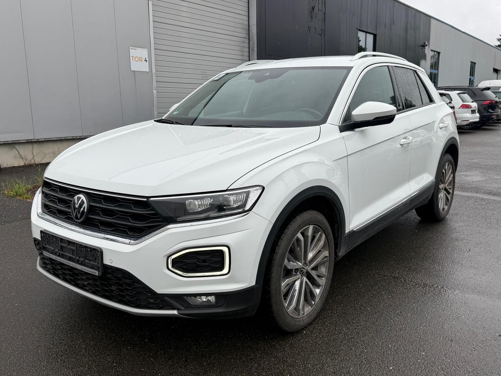 VW T-Roc Active 1.5 TSI/LANE/SHZ/PDC