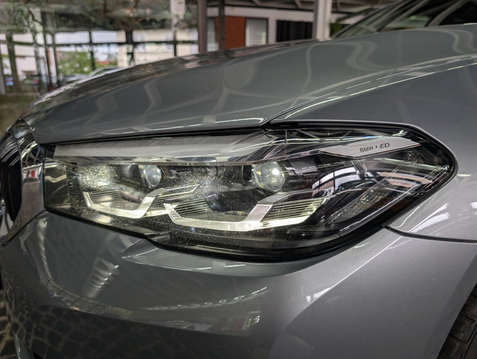 Fahrzeugabbildung BMW 530 e Luxury Line HEV AHK LED LEDER SHZ SoH 97%
