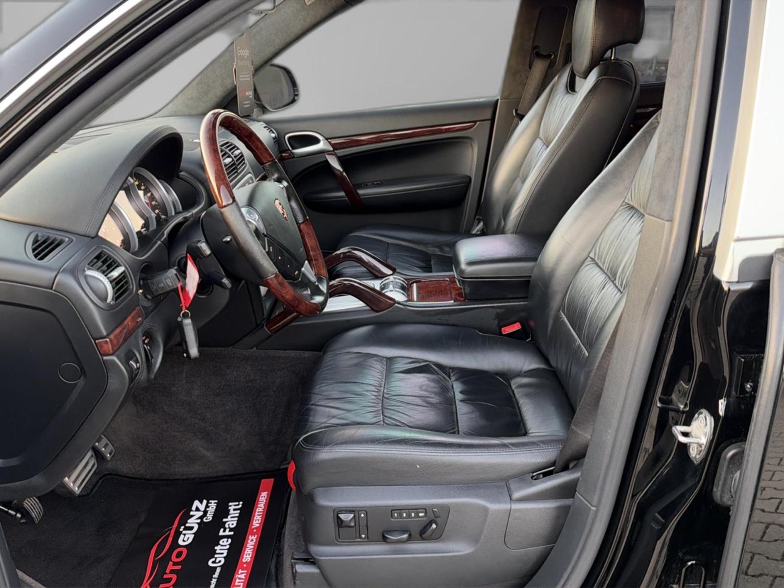 PORSCHE CAYENNE TURBO 4.5 V8 500CH - HISTORIQUE ENTRETIEN COMPLET - 140.000 KMS
