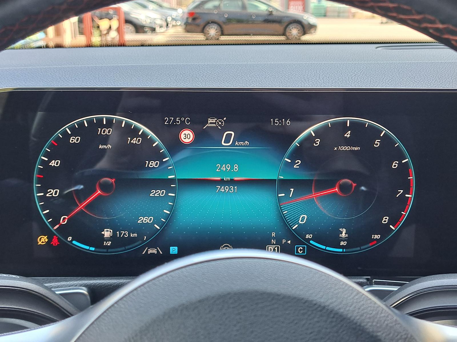 Mercedes-Benz GLB AMG Line°Multibeam°RFK°AHK°Spur°TWA°DAB°, миниатюра 16