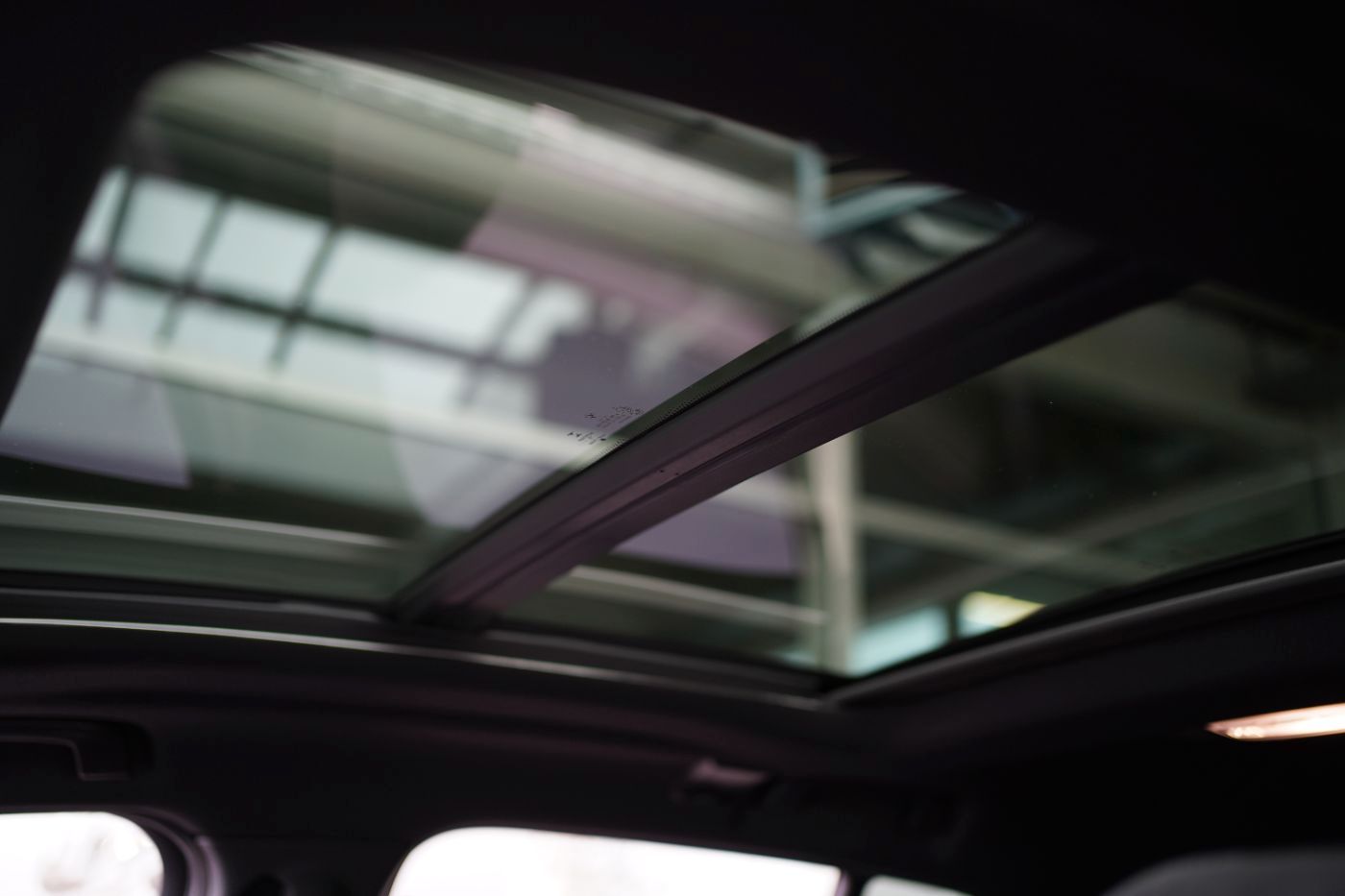 Fahrzeugabbildung BMW X2 20i M Sport +Glasdach+LED+Komfortzugang+AHK