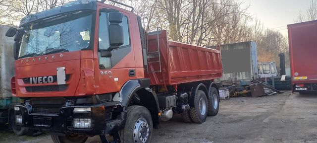 Iveco 360  6 x 6 Kipper