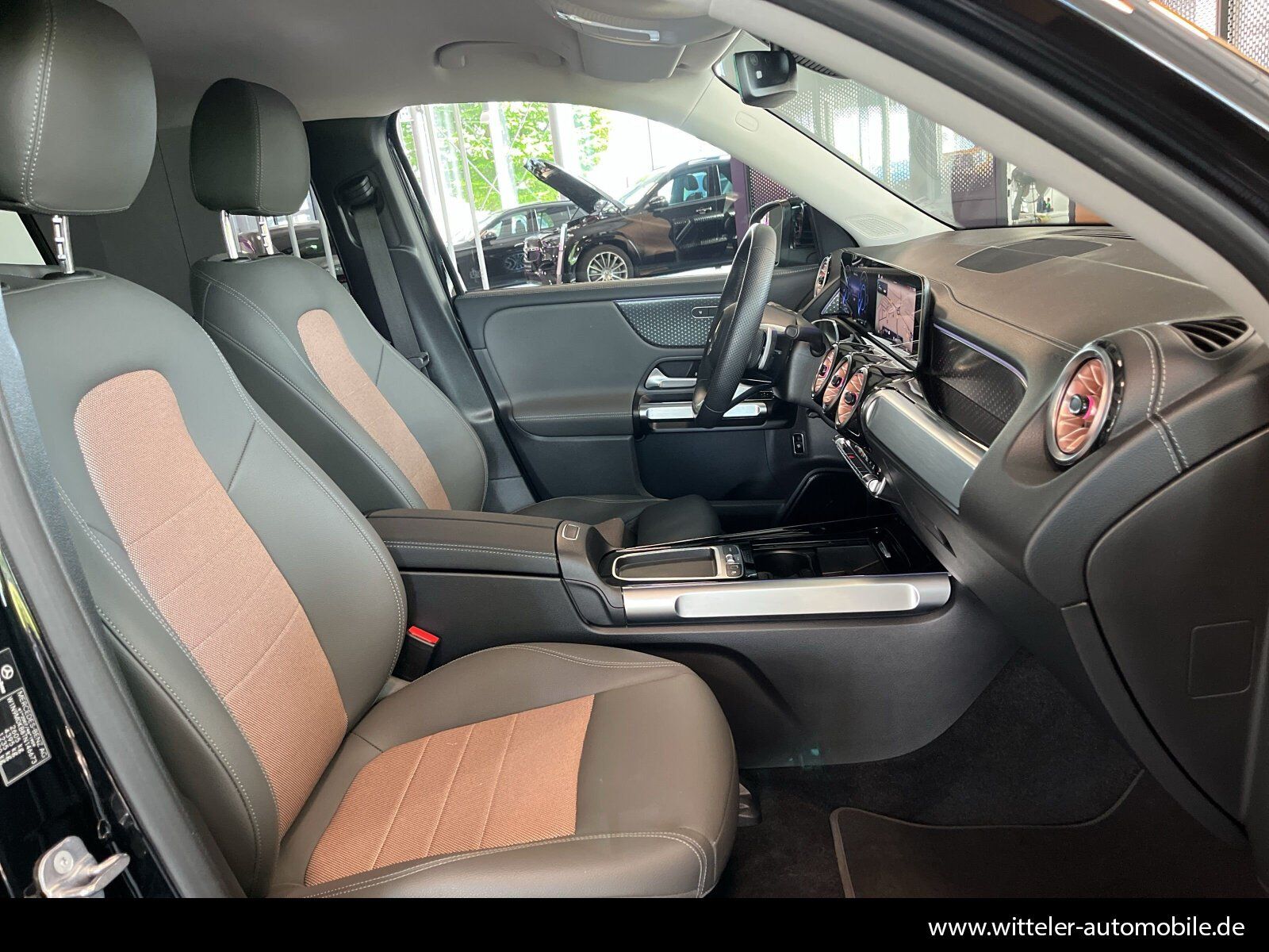 Mercedes-Benz EQB 300 4M Electric Art AHK/LHZG/RFK/DISTRONIC foto 16