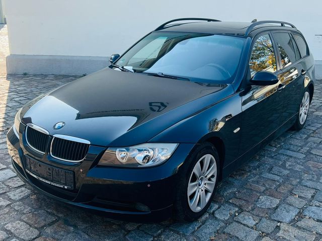 BMW 318i Touring *NAVI*PANORAMA*TEMPOMAT*