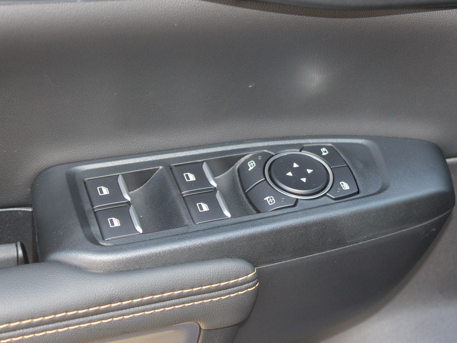 Fahrzeugabbildung Ford Ranger Wildtrak PHEV e-4WD Doppelkabine