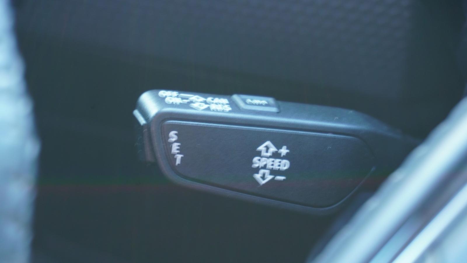 Audi A1 Sportback 40 2.0 TFSI S line LED App-Connect