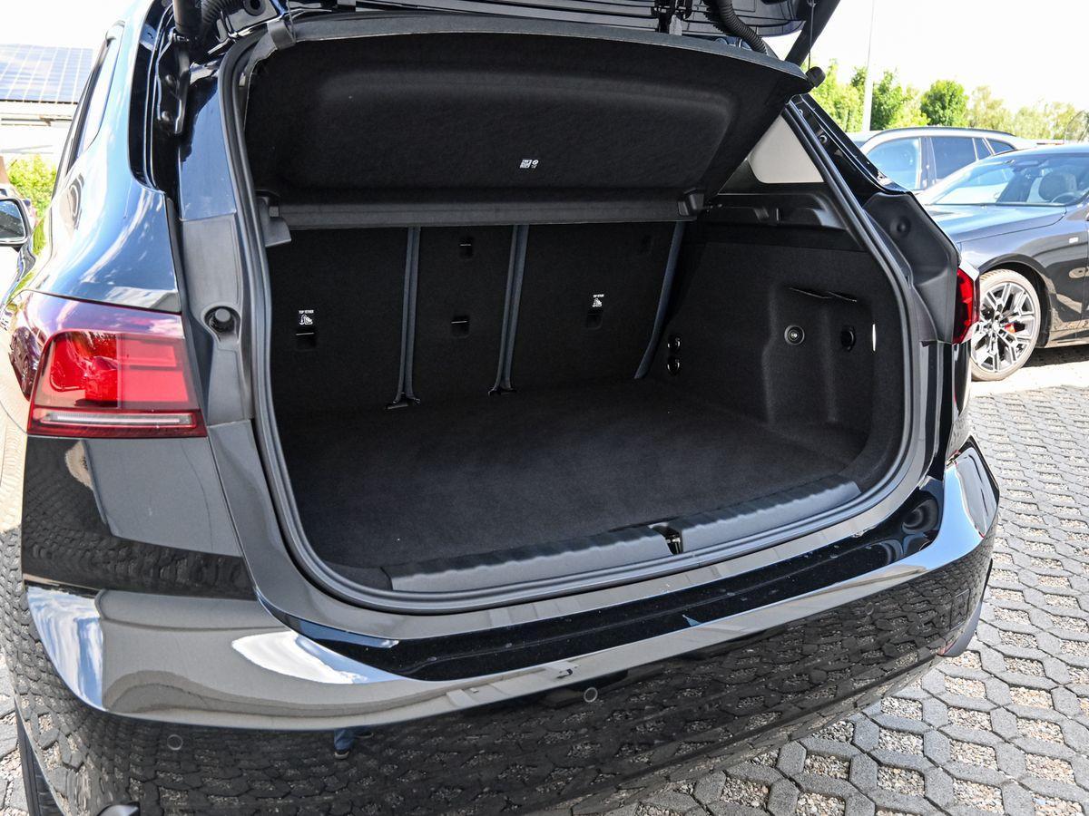 BMW 220i Active Tourer AHK PANO SpSitze RFK ShadowL