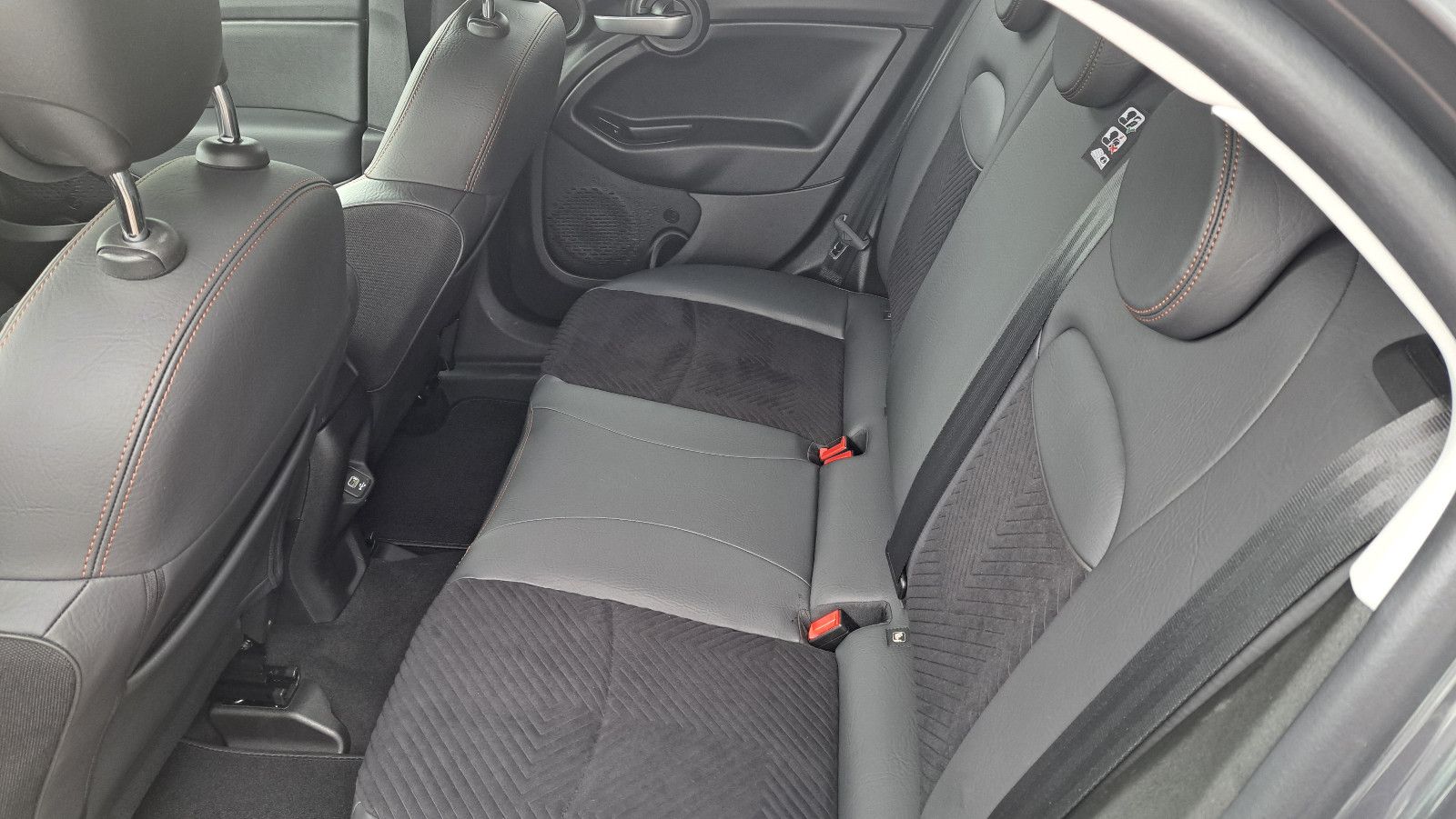 Fahrzeugabbildung Fiat 500X 120th