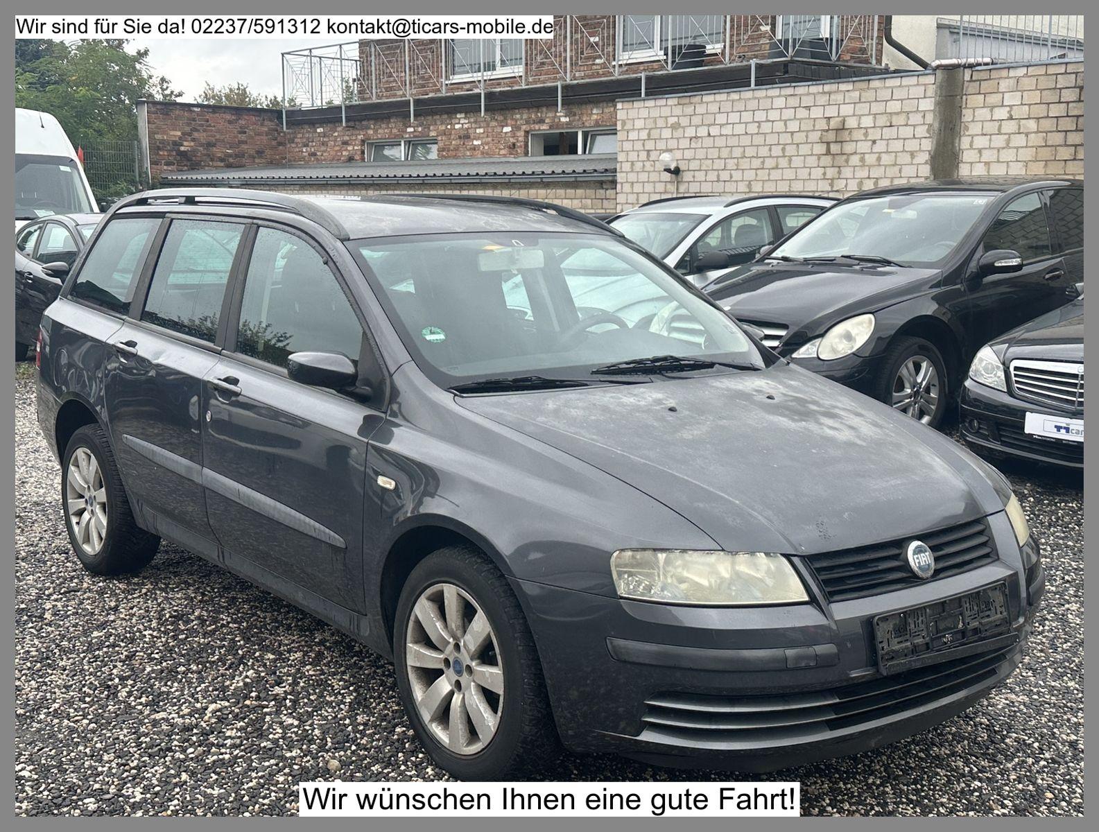 Fiat Stilo 2004 — rear view