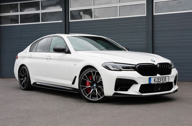 BMW M550i xDrive/360°/H&amp;K/4xSHZ/LHZ/CarPlay/TOTW/R20