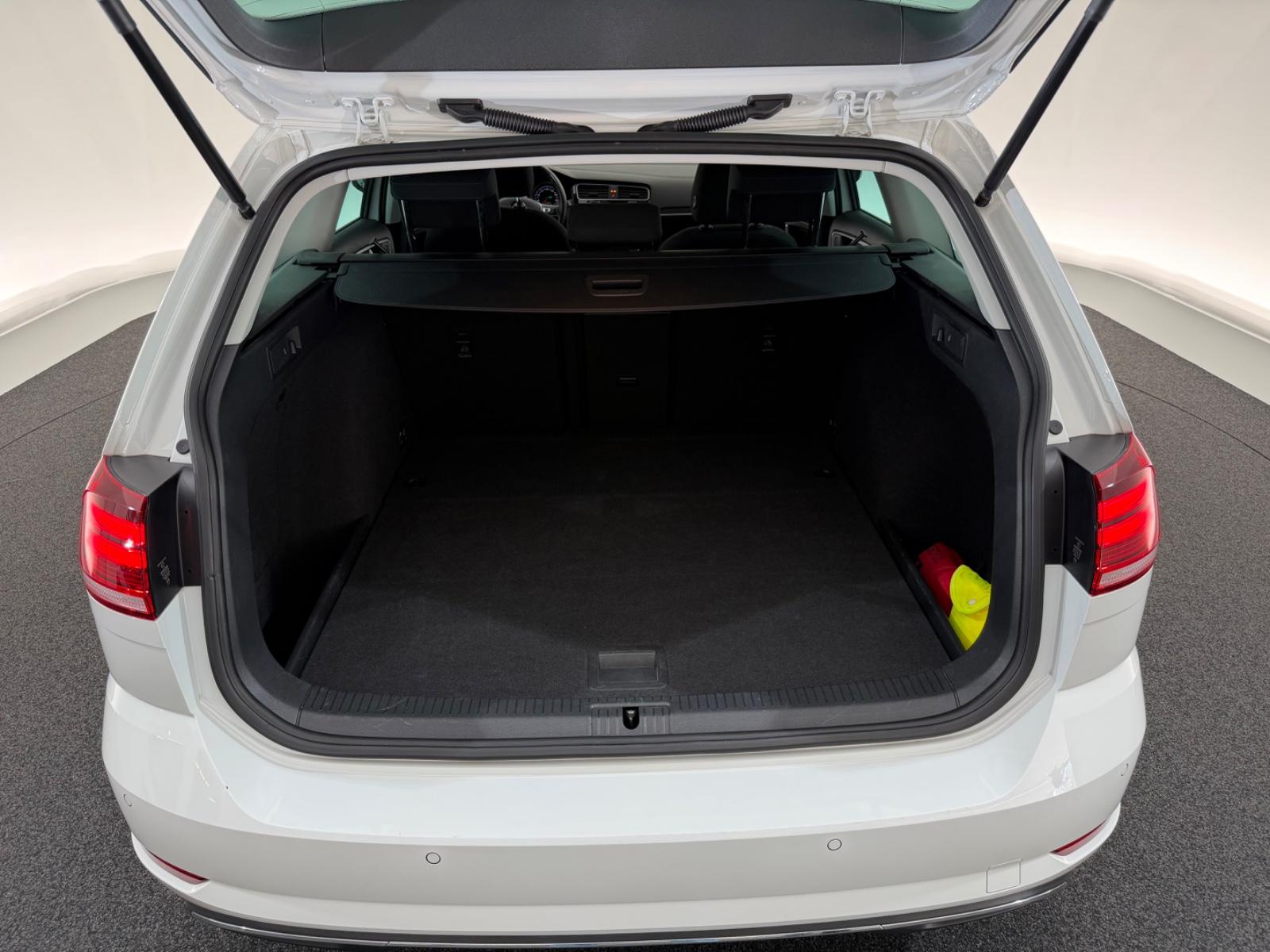 Volkswagen Golf VII Variant 1.5 TSI*UNITED*ACC-SHZ-APPLE, миниатюра 9