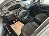 Peugeot 208 Allure - silberne Peugeot 208