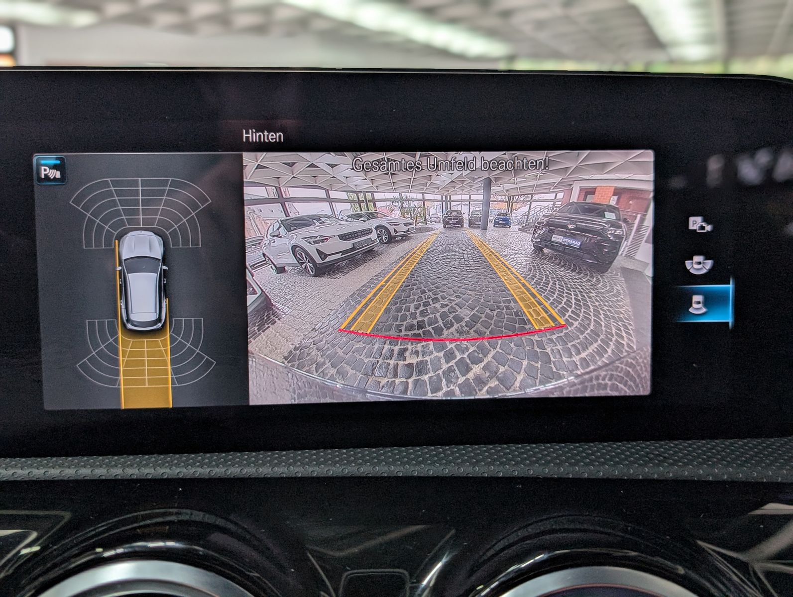 Fahrzeugabbildung Mercedes-Benz CLA 220 d SB MULTIBEAM LEDER DISTR HIGHEND 18