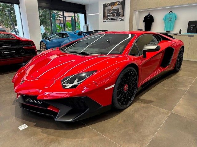 Image of Lamborghini Aventador