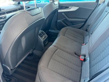 Audi A4 - 12