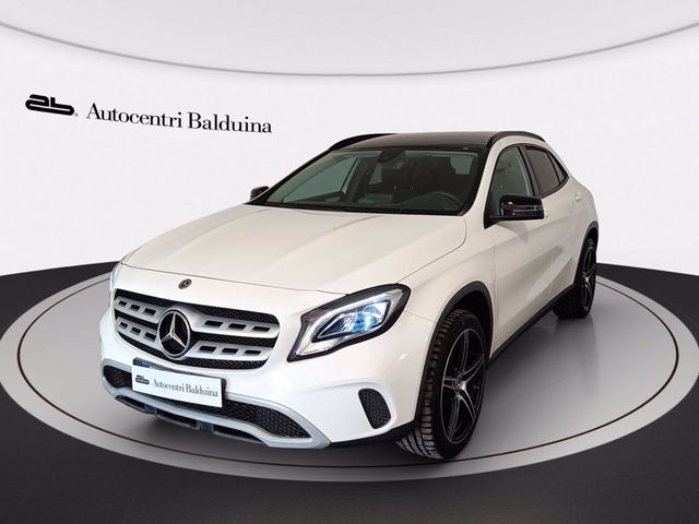 Mercedes-Benz MERCEDES Gla 180 night edition del 2019