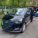 Hyundai H-1 Starex - Hyundai H-1 Starex: Van