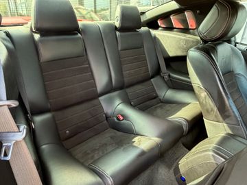 Ford Mustang - 12