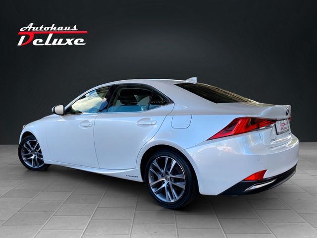 Lexus IS 300