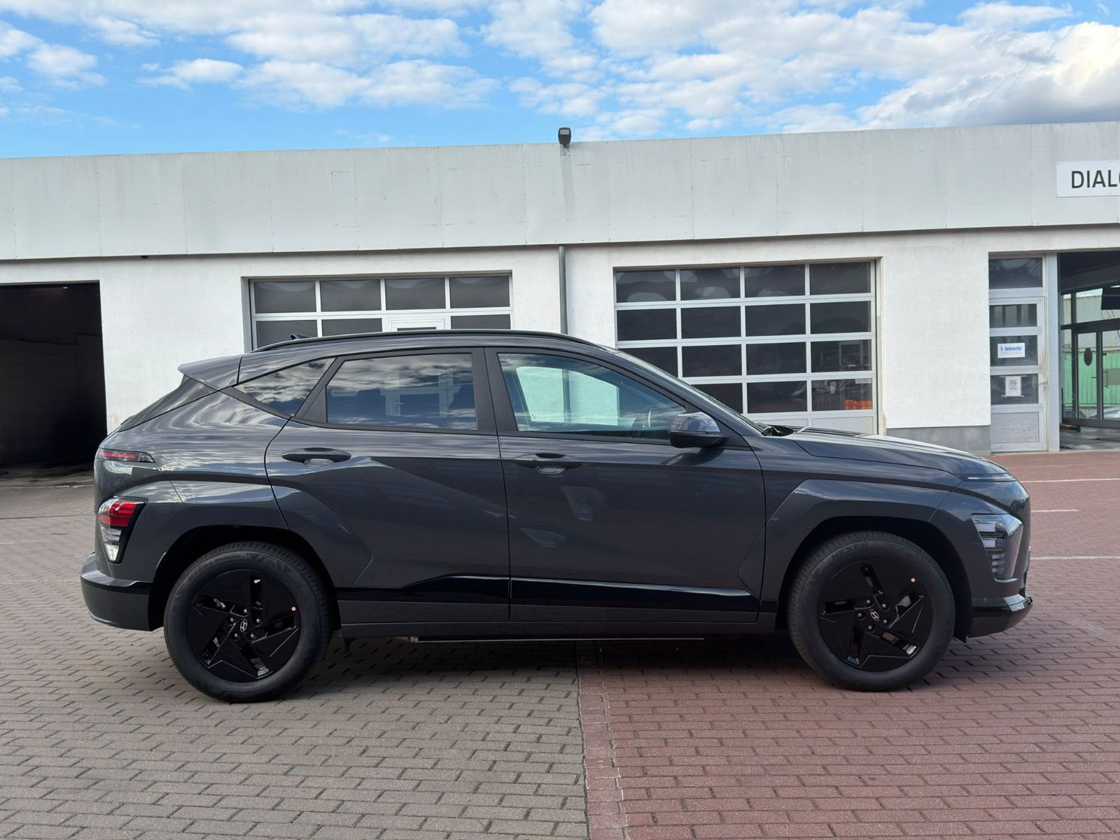 Fahrzeugabbildung Hyundai KONA EV Trend 150 kW *RW507KM*Navi*ACC*LED*RFK*