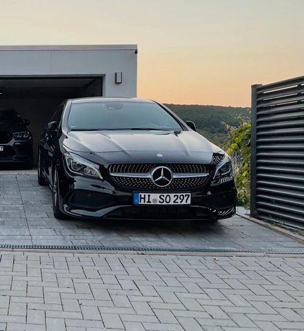 MERCEDES-BENZ Mercedes Benz CLA 180 Shooting