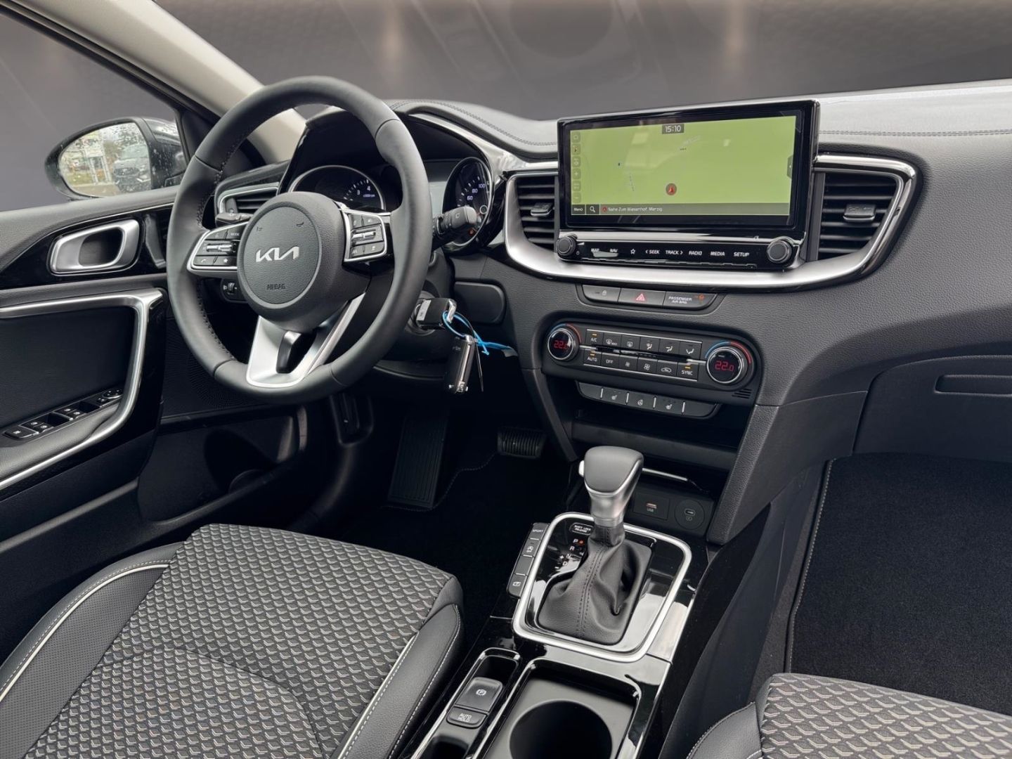 Fahrzeugabbildung Kia XCeed Vision Navi Digitales Cockpit LED ACC Appl