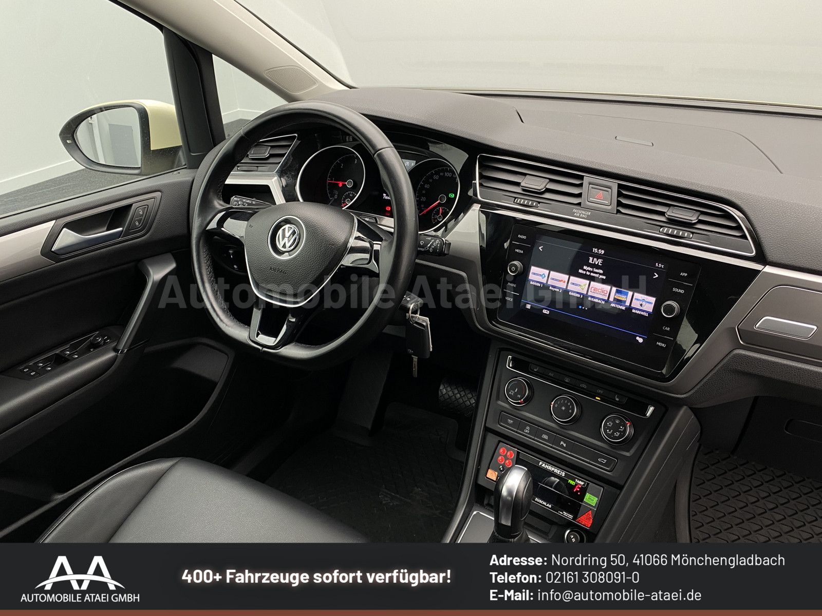 Fahrzeugabbildung Volkswagen Touran *Taxi* 7-SITZE+ TAXAMETER+ KAMERA 7478