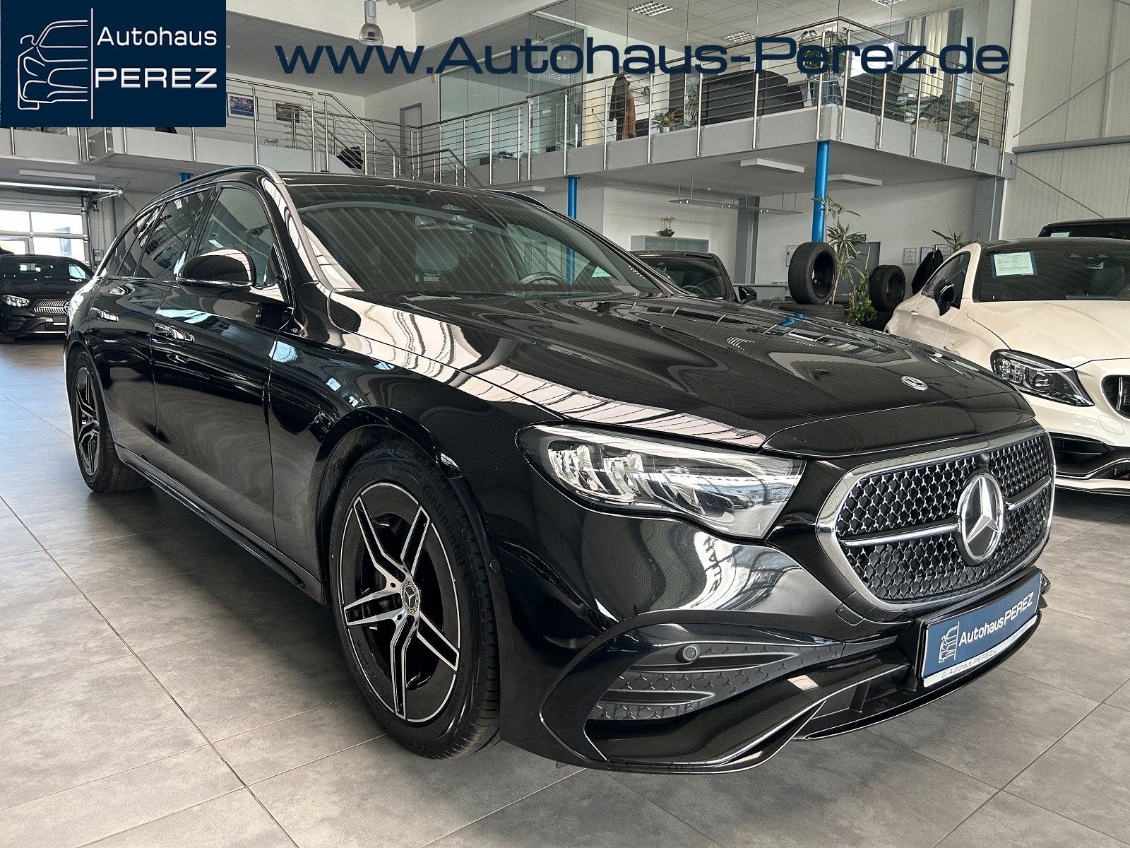 Mercedes-Benz E 200 T AMG DISTRONIC-NIGHT-AHK-LENKRADHEIZUNG