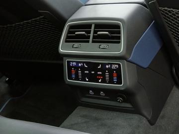 2026 AUDI RS6 — миниатюра 17