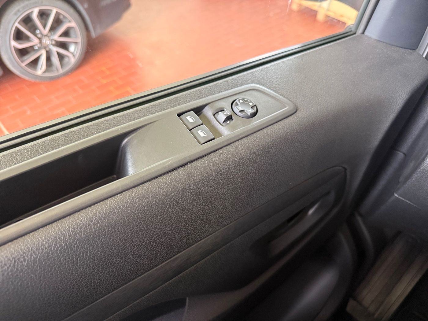 Fahrzeugabbildung Toyota Proace Kasten 2.0 L1 Kasten Meister Navi, AHK