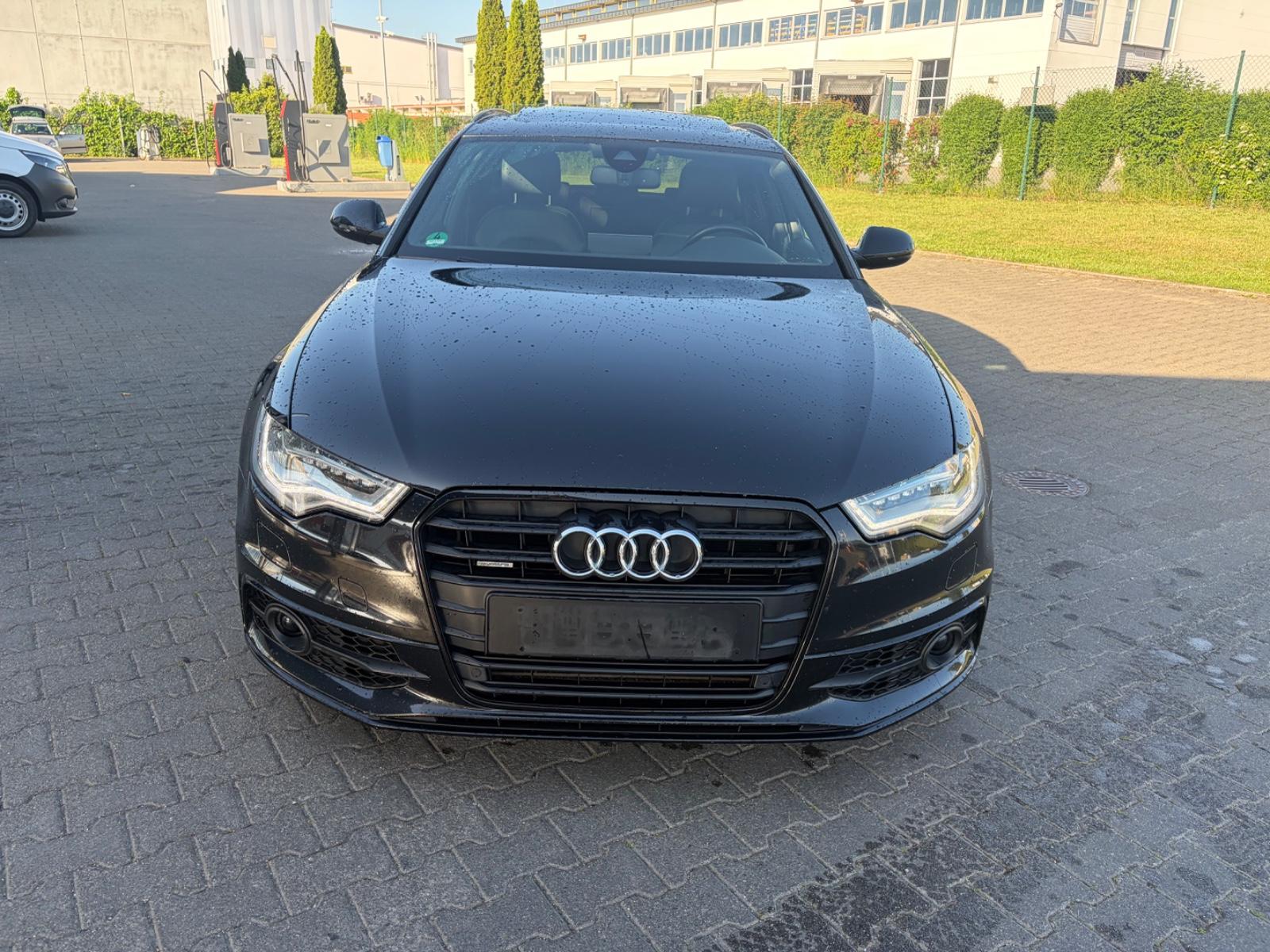 Audi A6 Avant 3.0 TDI quattro*S-Line*Pano*Scheckheft!
