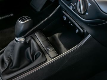 Hyundai i20 1.2 Select Spurhalteassistent Kamera Navi