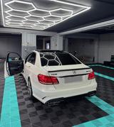 Mercedes-Benz Mercedes Benz E63s W212 V8 AMG BiTurbo Ker... - Mercedes-Benz 212 k