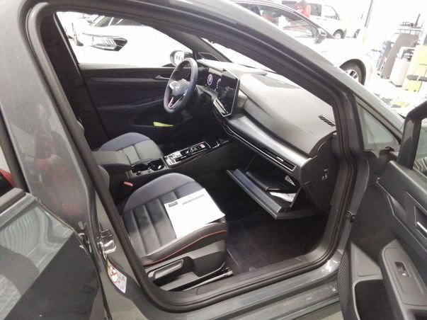 Volkswagen Golf - Bild 7