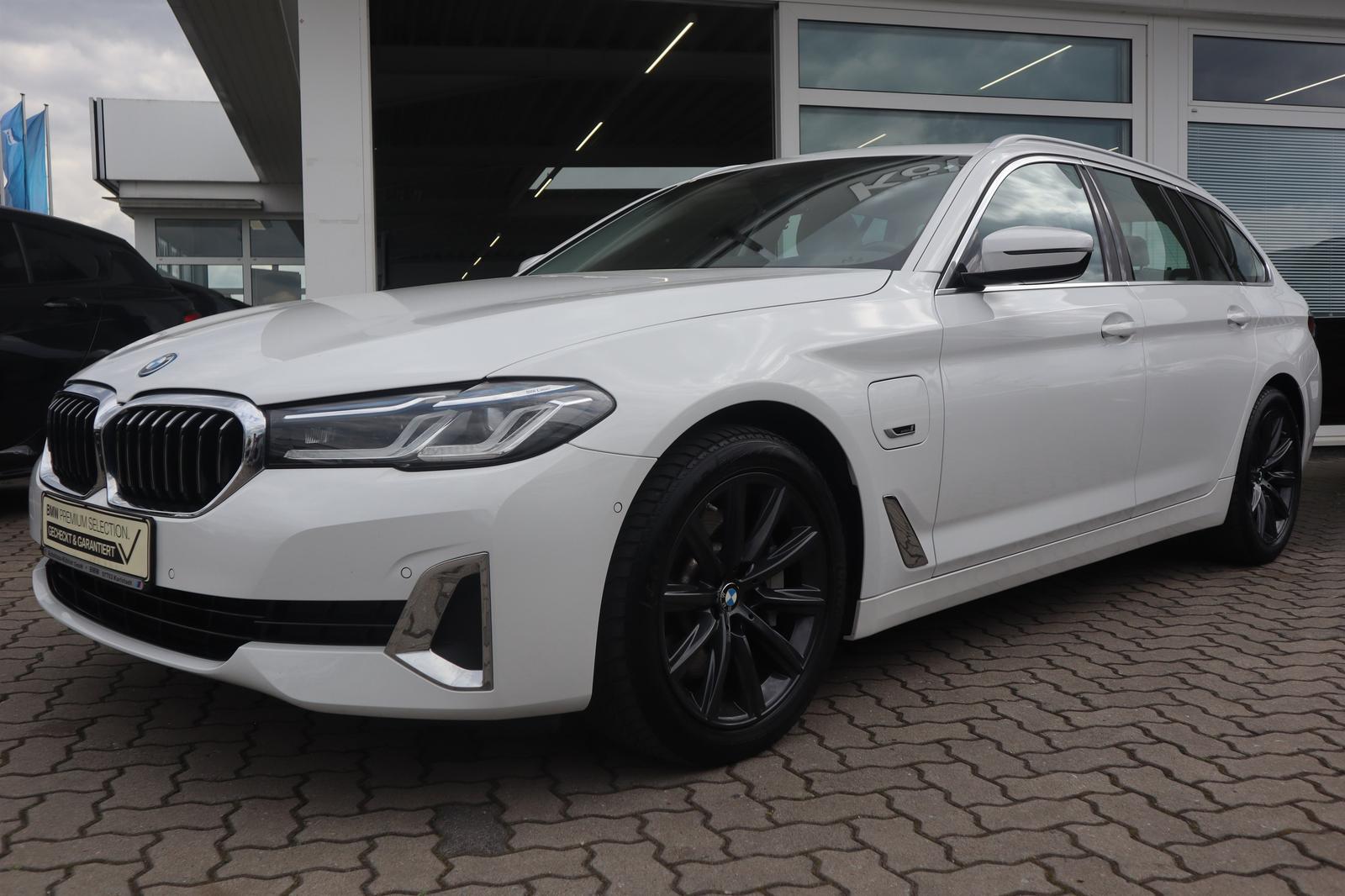 BMW 530e xDrive Touring Head-Up/DAB/WLAN/Pano.Dach