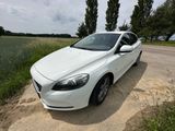 Volvo V40 D2 - - Volvo V40 aus 2012
