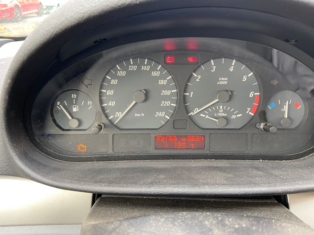 BMW 3 Series 2002