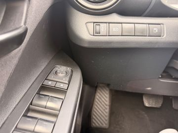 Toyota C-HR - 12