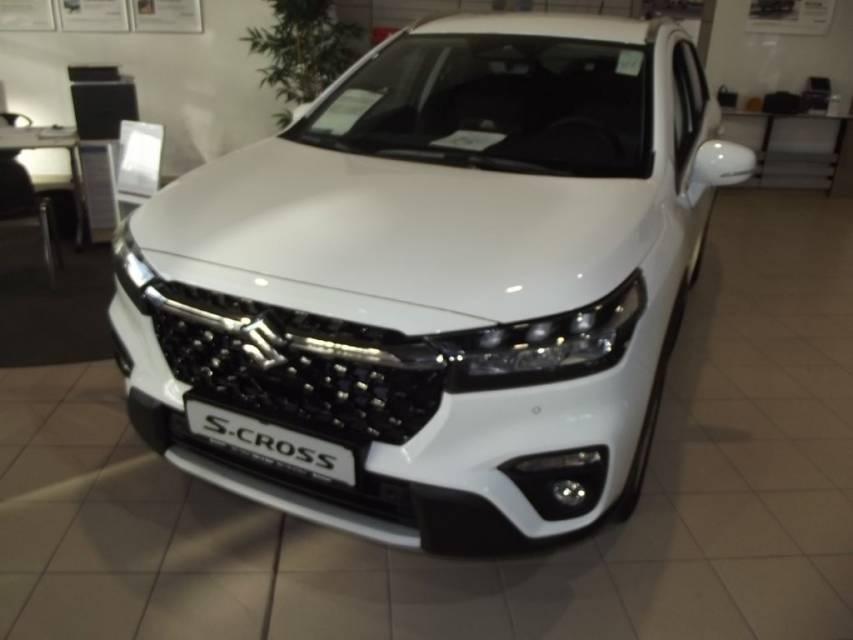 Suzuki SX4 S-CROSS 1.4 5D M/T COMFORT HYBRID