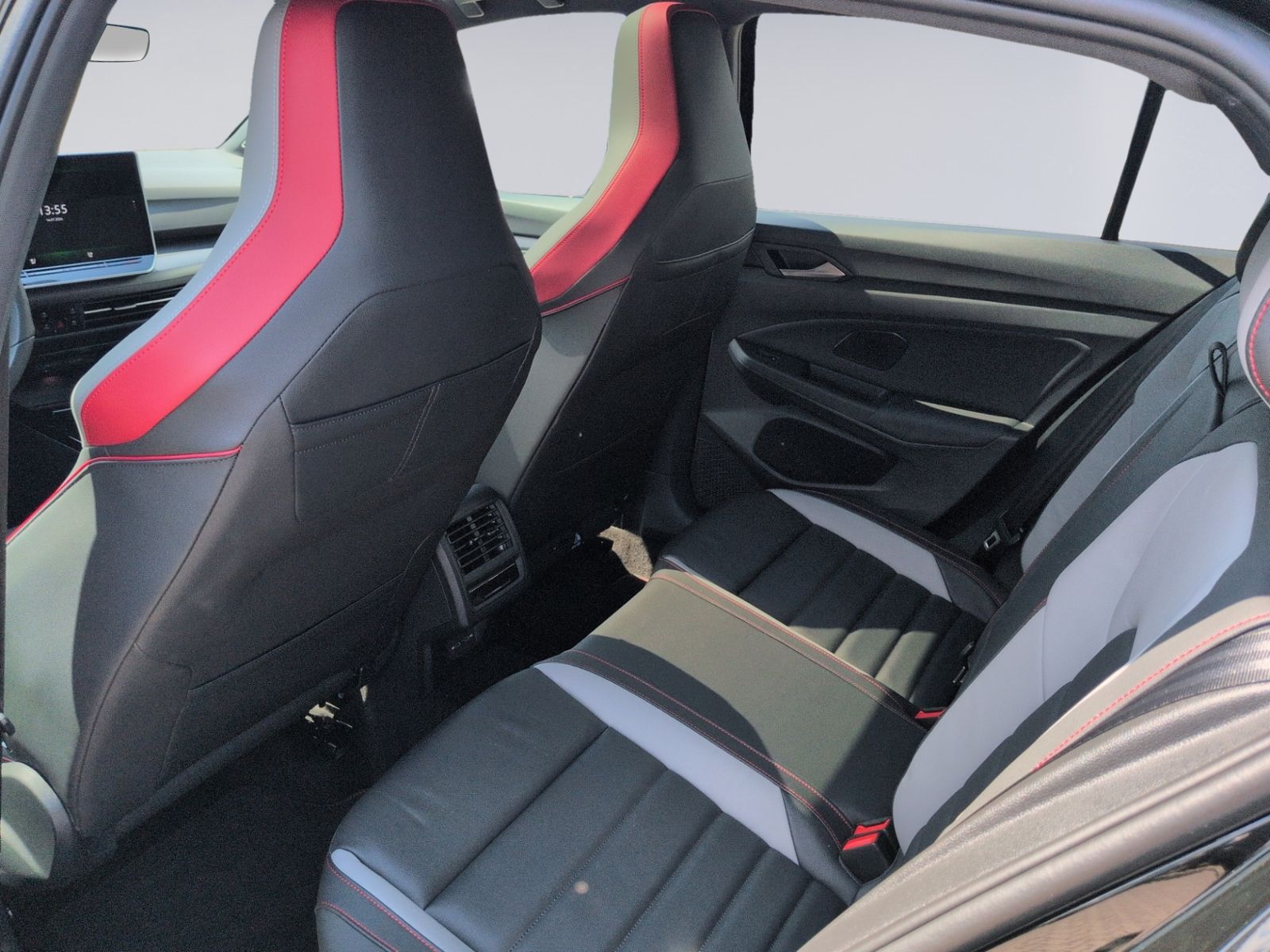 Golf VIII GTI Clubsport PANO+AKRA+HEAD-UP+KAMERA