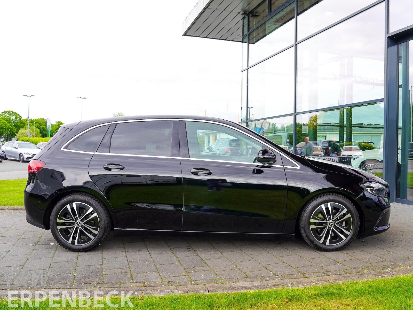 Fahrzeugabbildung Mercedes-Benz B 200 Progressive AHK Kamera MBUX El.Heckkl. LED