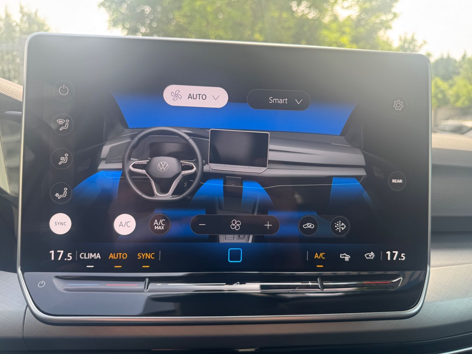 Fahrzeugabbildung Volkswagen Golf VIII Lim. Goal LED+Kamera+ACC+DAB