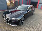 Mercedes-Benz E 450 T 4M Avantgarde Standheizung LEDER LED 360 - gebrauchte Mercedes-Benz E 450 aus dem Jahr 2023