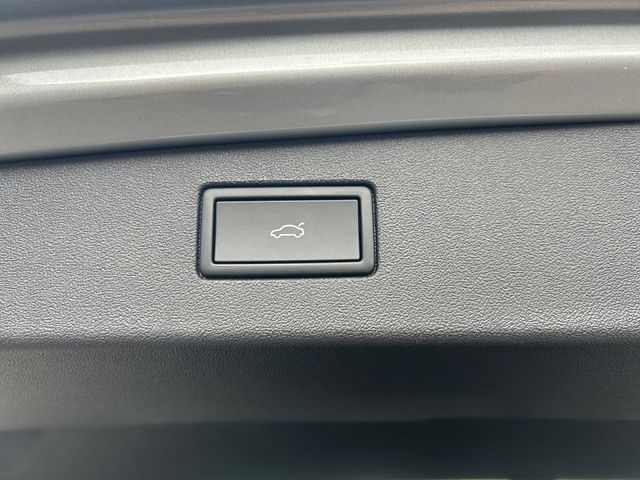 Tiguan 1.5 TSI eHybrid *DSG*MATRIX*AHK*PANO*DCC*