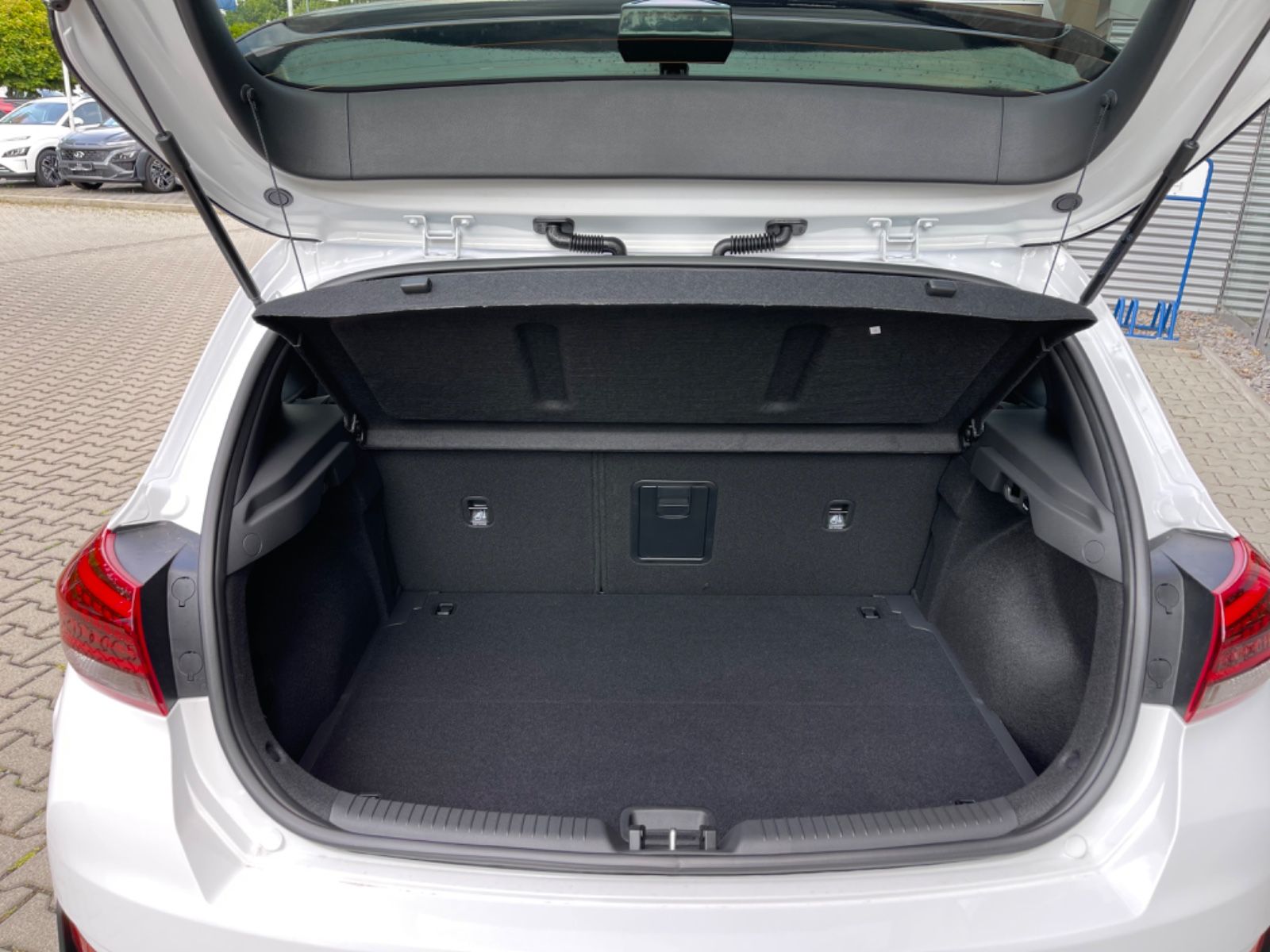 Fahrzeugabbildung Hyundai i30 N 2.0 T-GDI Performance KOMFORT ASSI