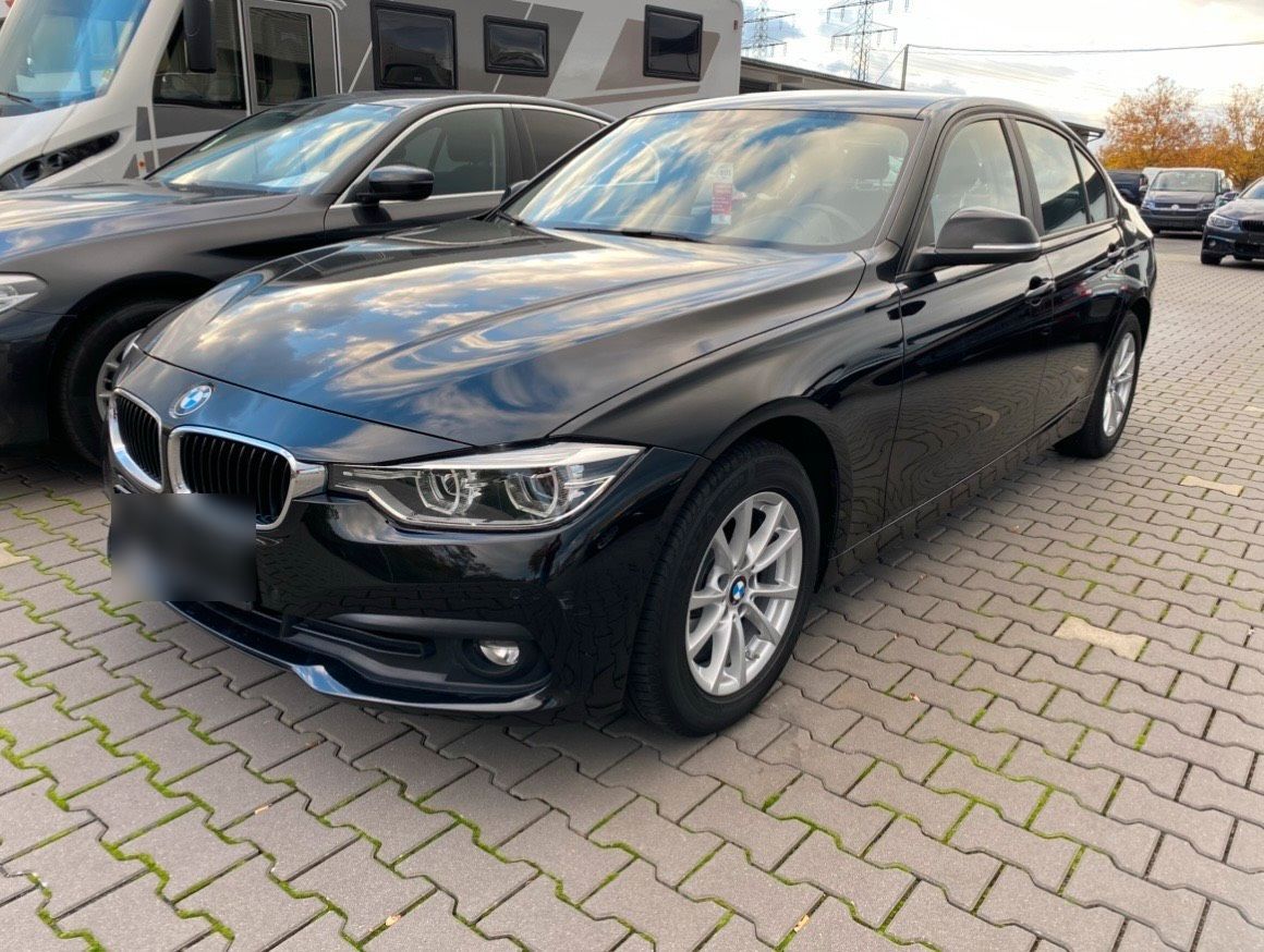 BMW 320