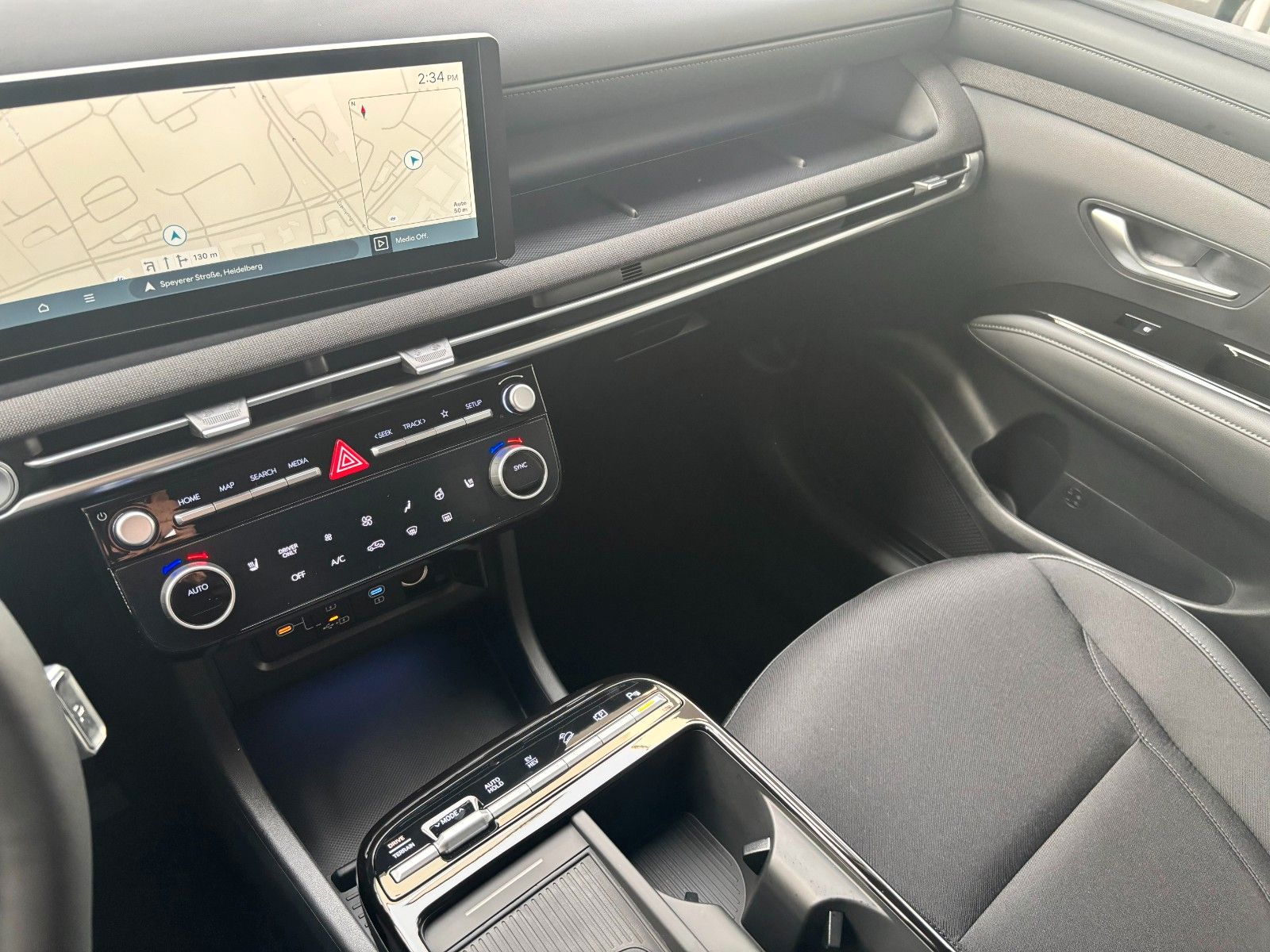 Fahrzeugabbildung Hyundai Tucson Trend PHEV 4WD Matrix-LED/Kamera/Navi!